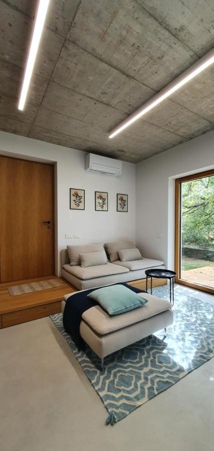 House G Villa Dekani Buitenkant foto